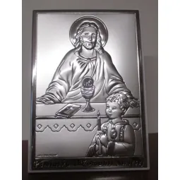 OBRAZEK SREBRNY PAMIĄTKA PIERWSZEJ KOMUNII ŚWIĘTEJ – CHŁOPIEC PRZY OŁTARZU