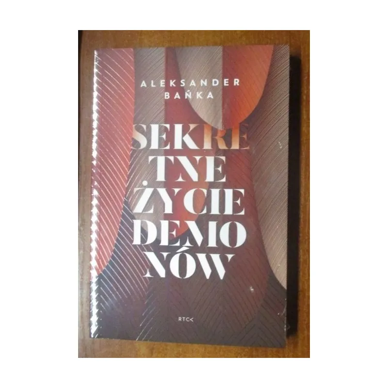 SEKRETNE ŻYCIE DEMONÓW