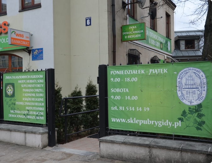 DLACZEGO WARTO WYBRAĆ DEWOCJONALIA U BRYGIDY? image